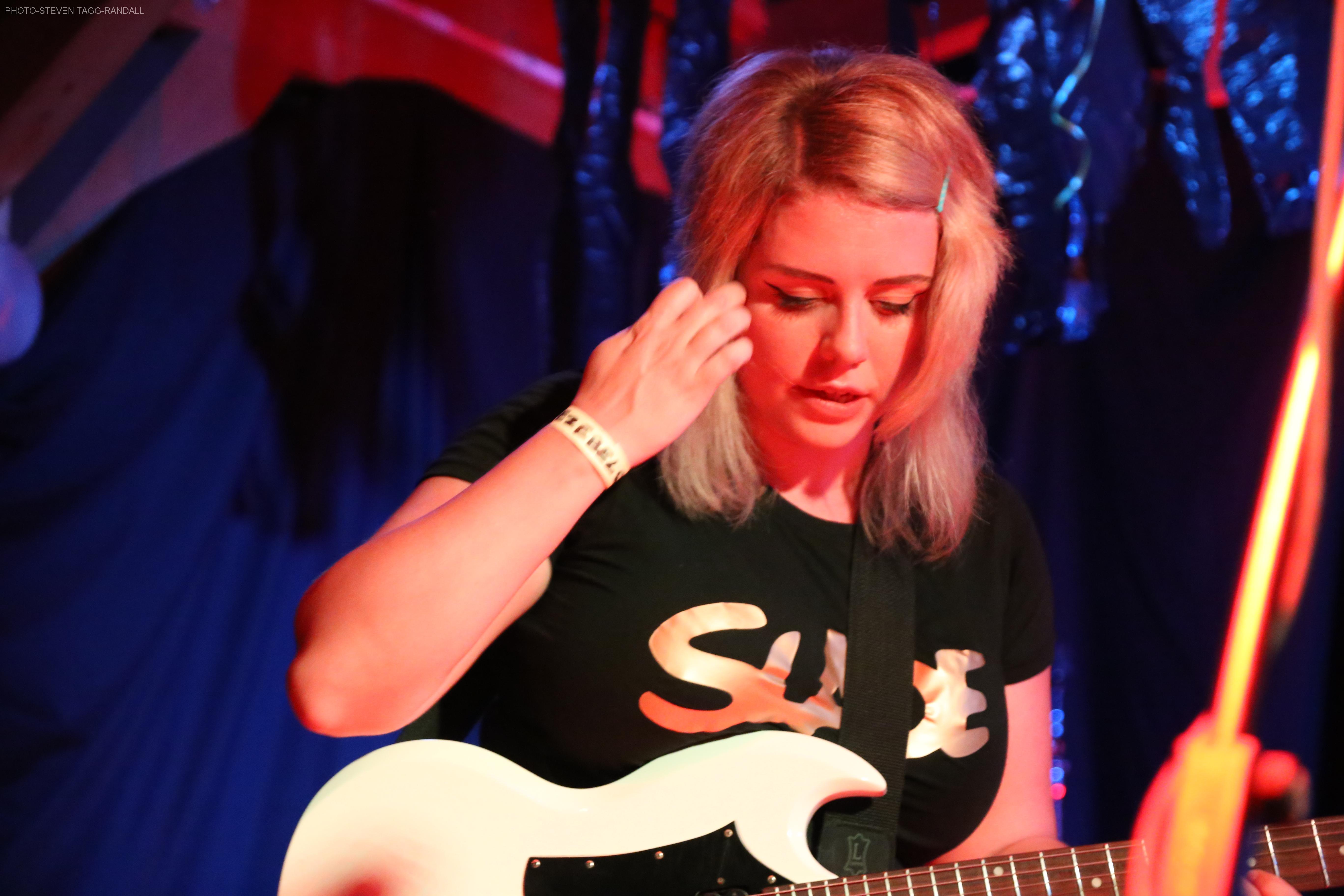 Munster Thee Jezebels267